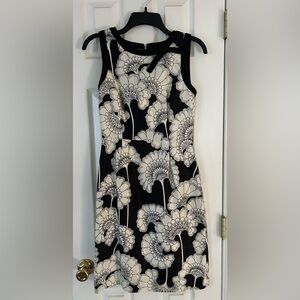 Kate Spade Black and White Floral Dress. Size 2. EUC.
